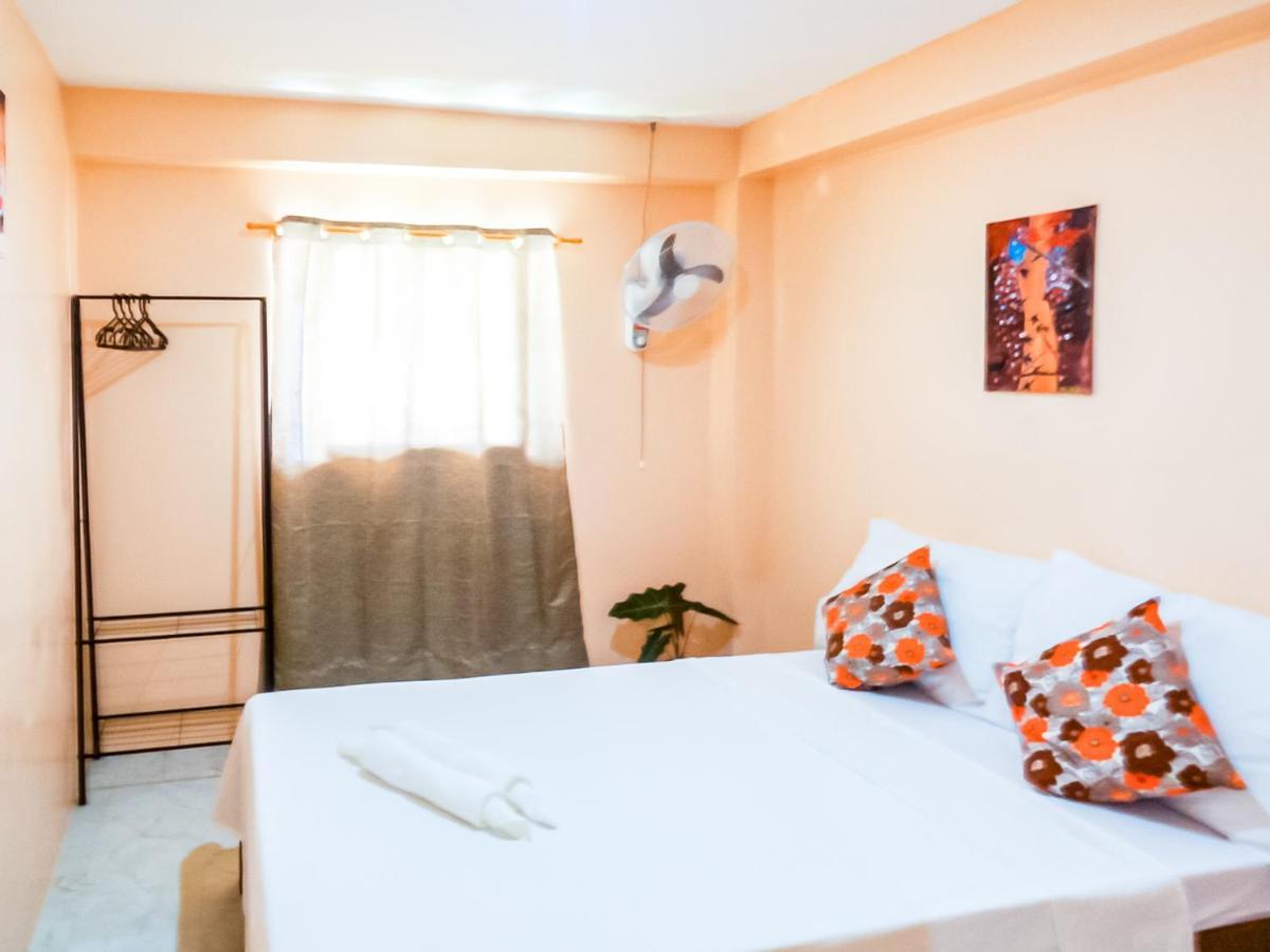 White Shamrock Beach Hotel Balabag  المظهر الخارجي الصورة